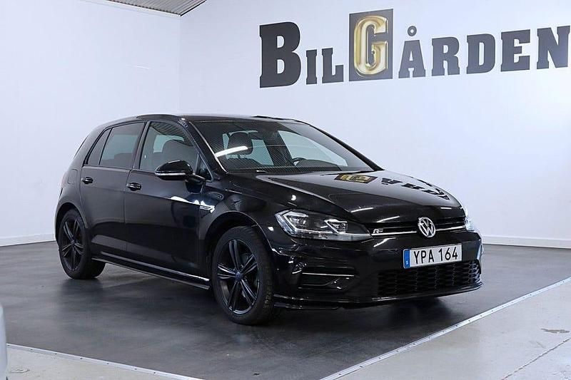 Svart Begagnad 2018 VW Golf VII GT Halvkombi | 194 900 kr (Marknadspris) - Bild 1/4