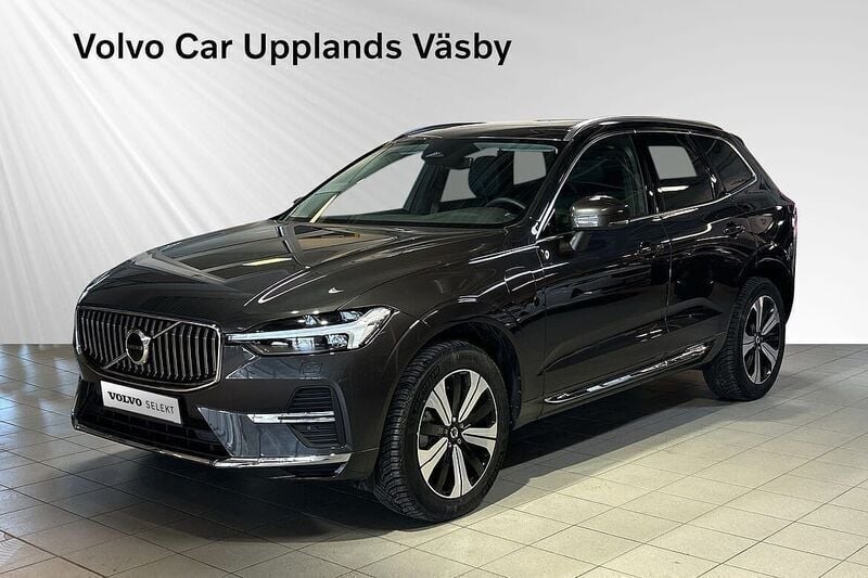 Grå Begagnad 2024 Volvo XC60 Plus SUV | 509 900 kr (Bra pris) - Bild 1/3