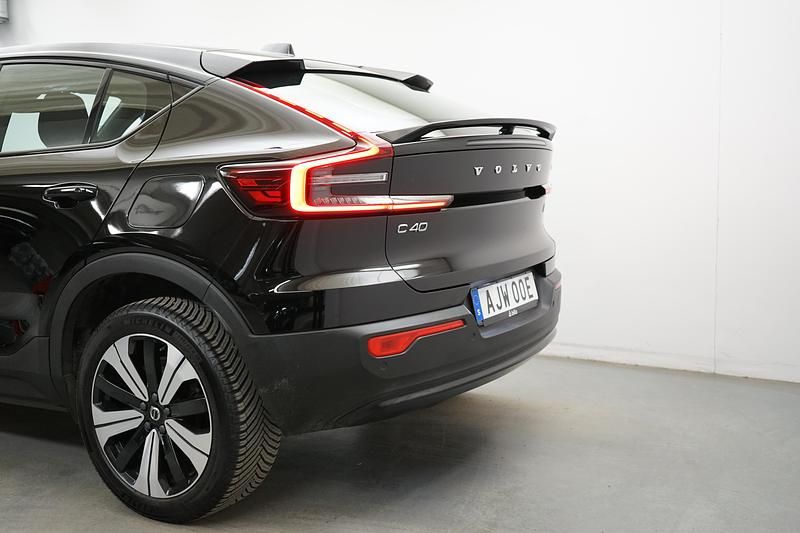 Begagnad Volvo C40 Core 172 kW (234 HK) 2022 Svart SUV