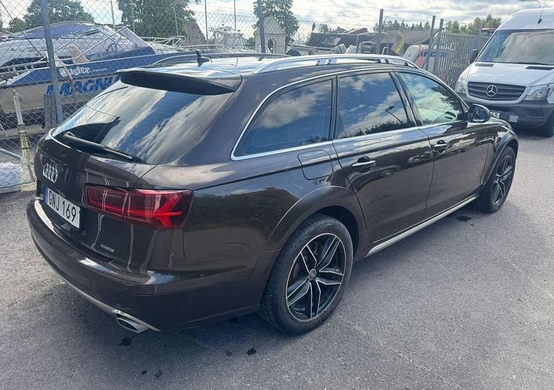 Brun Begagnad 2014 Audi A6 Allroad Ambition Kombi | 199 000 kr (Marknadspris) - Bild 1/4