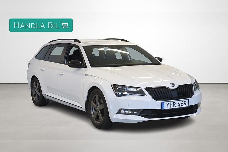 Begagnad Skoda Superb SportLine 190 HK (139 kW) 2016 Vit Kombi