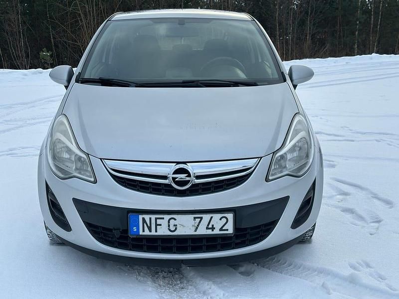 Begagnad Opel Corsa 85 HK (62 kW) 2013 Halvkombi