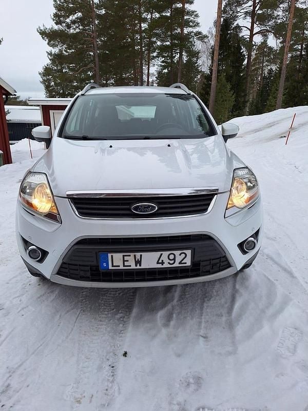 Begagnad Ford Kuga 140 HK (102 kW) 2013 SUV