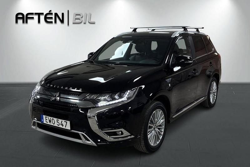 Begagnad Mitsubishi Outlander 135 HK (99 kW) 2020 Svart SUV