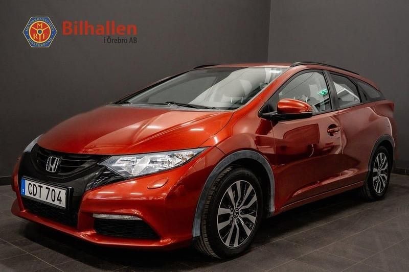 Röd Begagnad 2014 Honda Civic Comfort Kombi | 99 900 kr (Bra pris) - Bild 1/4