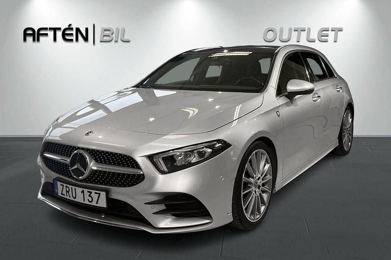 Silver Begagnad 2022 Mercedes A200 AMG Halvkombi | 299 800 kr (Lite dyr) - Bild 1/3