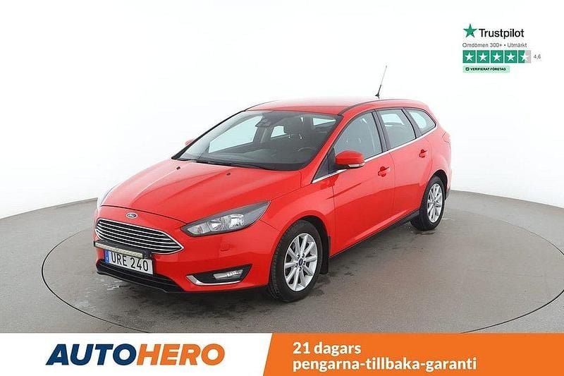 Röd Begagnad 2016 Ford Focus Titanium Kombi | 98 000 kr (Marknadspris) - Bild 1/4