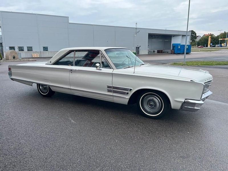 Begagnad Chrysler 300 325 HK (239 kW) 1966 Persian vit Sportkupé