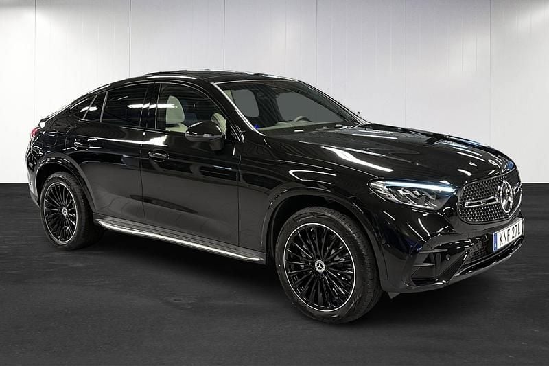 Begagnad Mercedes GLC300e AMG line 333 HK (244 kW) 2025 Svart Sportkupé