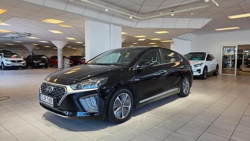 Svart Begagnad 2019 Hyundai Ioniq Premium Sedan | 159 900 kr (Marknadspris) - Bild 1/4