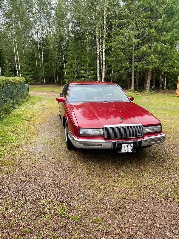 Begagnad 1989 Buick Riviera Sportkupé | 40 000 kr - Bild 1/2