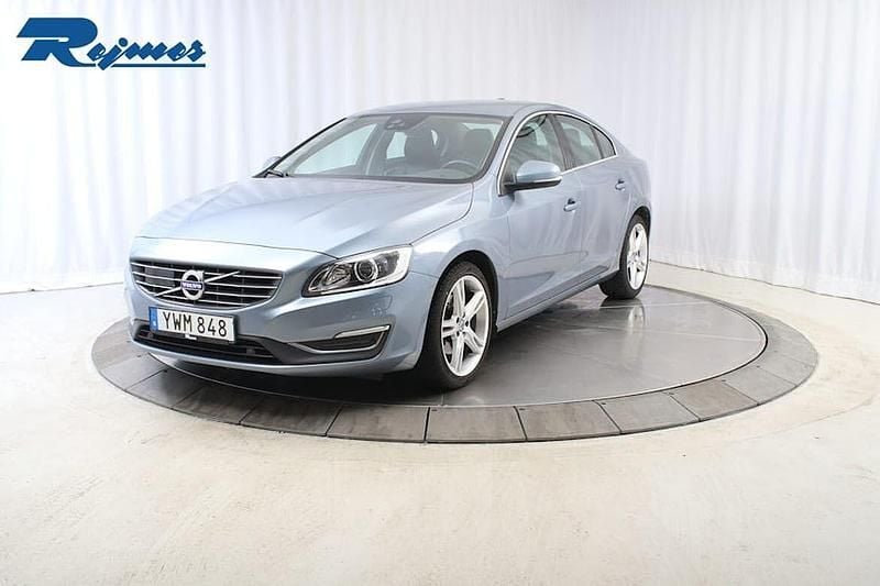 Begagnad 2018 Volvo S60 Sedan | 209 800 kr (Marknadspris) - Bild 1/1