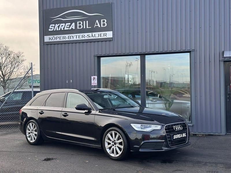 Begagnad Audi A6 177 HK (130 kW) 2012 Svart Kombi