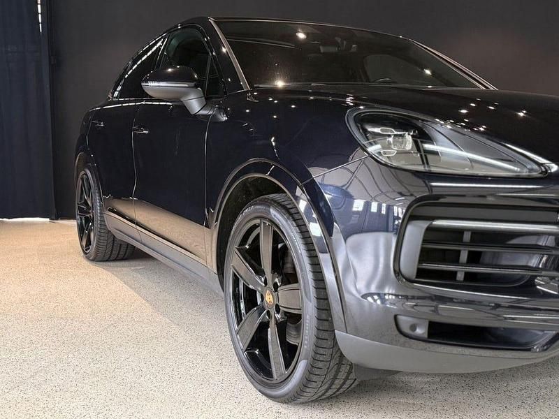 Begagnad Porsche Cayenne Chrono 463 HK (340 kW) 2020 Svart SUV