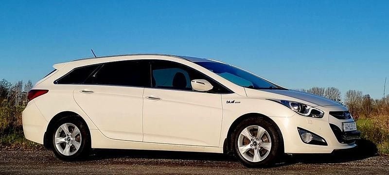 Begagnad 2013 Hyundai i40 Kombi | 68 000 kr (Superpris) - Bild 1/4