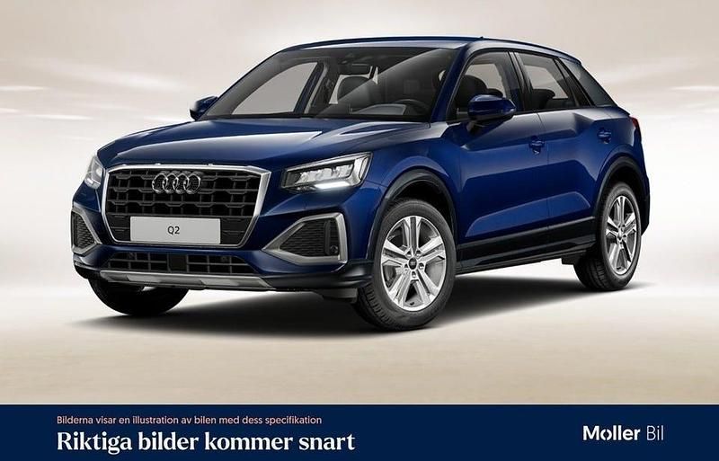 Navarrablå metallic Begagnad 2024 Audi Q2 Advanced Plus SUV | 288 900 kr (Marknadspris) - Bild 1/4