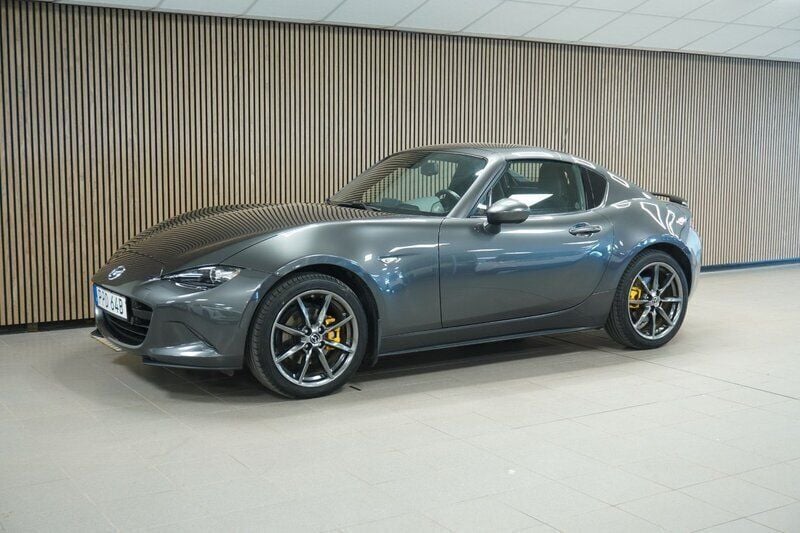 Grå Begagnad 2019 Mazda MX5 Cab | 279 700 kr (Marknadspris) - Bild 1/4