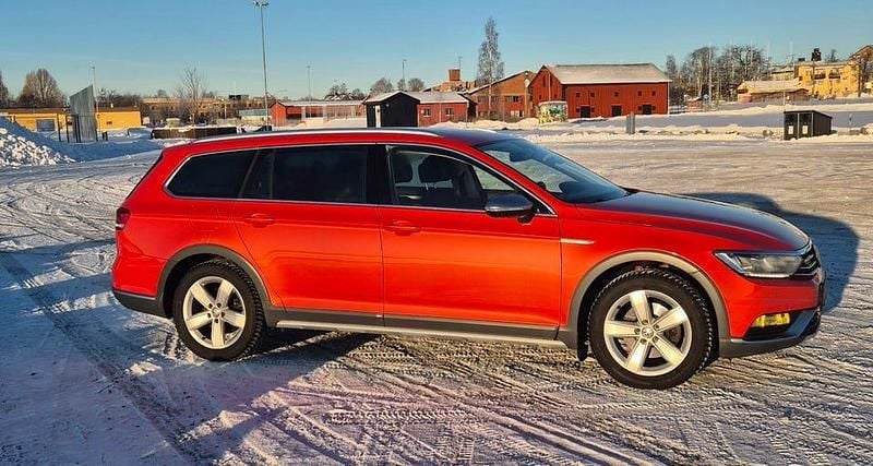 Begagnad 2016 VW Passat Alltrack Kombi | 179 000 kr (Marknadspris) - Bild 1/4