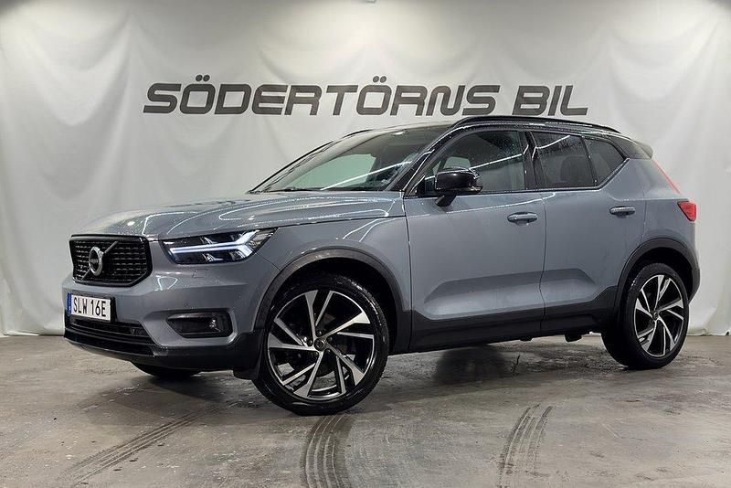 Grå Begagnad 2019 Volvo XC40 R-Design SUV | 359 900 kr (Dyr) - Bild 1/4