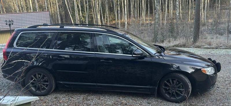 Begagnad 2013 Volvo V70 Kombi | 56 500 kr (Superpris) - Bild 1/4