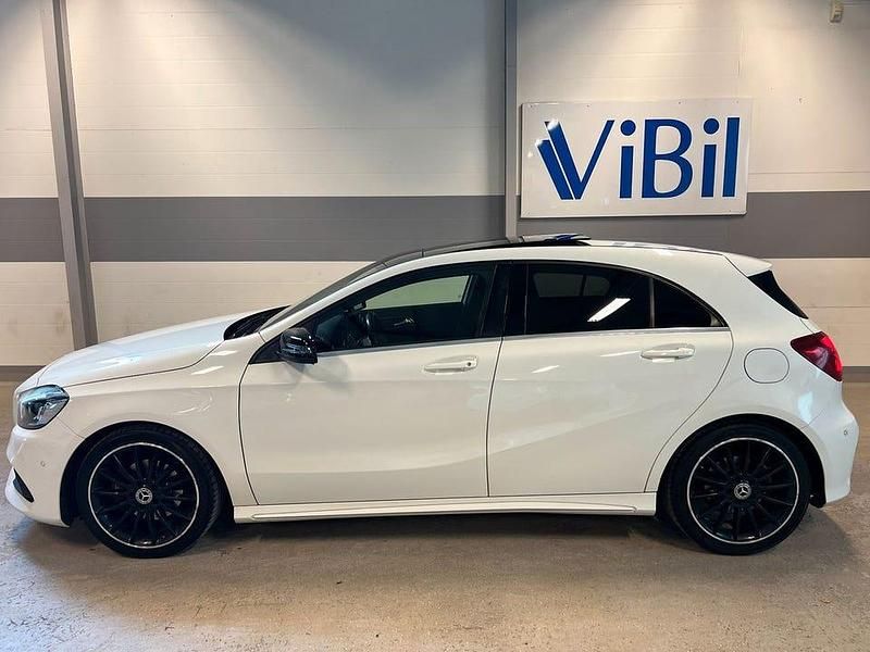 Begagnad Mercedes A200 AMG 136 HK (100 kW) 2017 Vit Halvkombi
