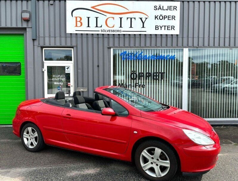 Röd Begagnad 2005 Peugeot 307 CC Cab | 37 900 kr (Marknadspris) - Bild 1/4