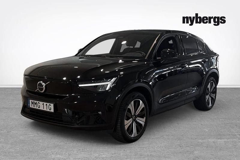 Svart Begagnad 2023 Volvo C40 Plus SUV | 349 000 kr (Marknadspris) - Bild 1/4