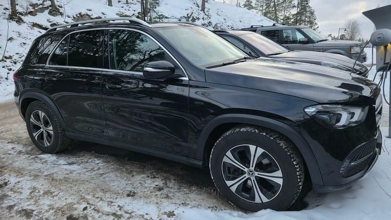 Begagnad Mercedes GLE350 320 HK (235 kW) 2021 Svart metallic