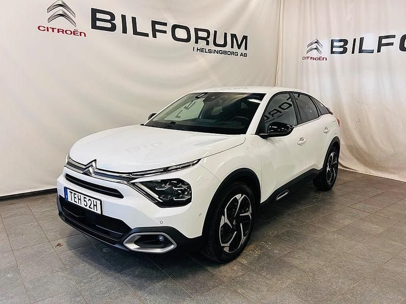 Vit okenite Begagnad 2024 Citroën C4 Shine Halvkombi | 209 900 kr (Bra pris) - Bild 1/4