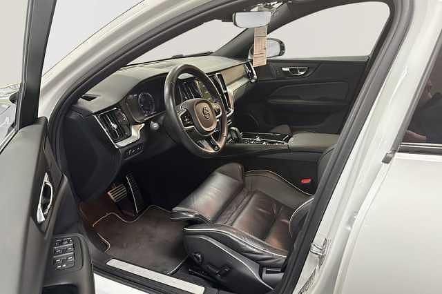 Begagnad Volvo S60 287 kW (391 HK) 2021 Sedan