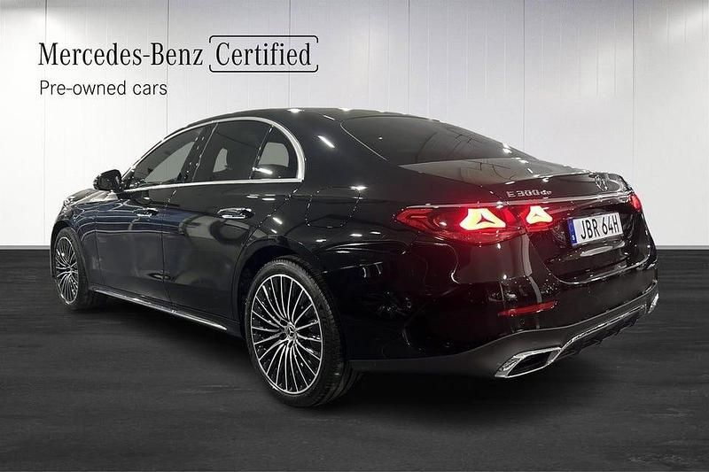 Begagnad Mercedes E300 AMG line 197 HK (144 kW) 2025 Svart Sedan