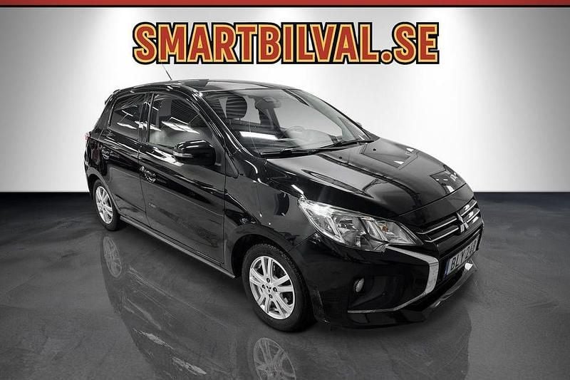 Begagnad Mitsubishi Space Star 80 HK (58 kW) 2020 Svart Halvkombi