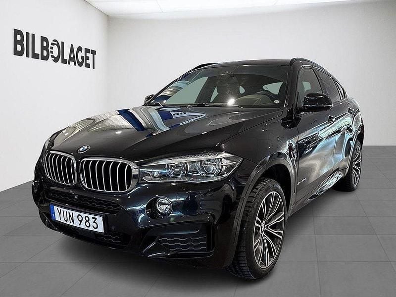 Svart Begagnad 2018 BMW X6 M Sport SUV | 459 900 kr (Marknadspris) - Bild 1/4