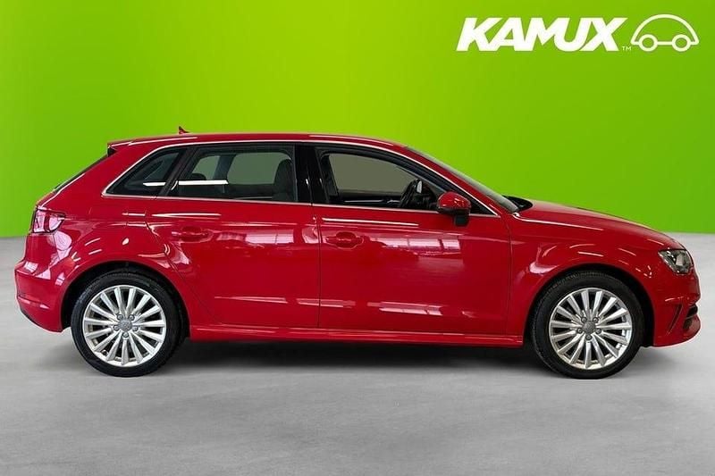 Begagnad Audi A3 Ambition 150 HK (110 kW) 2016 Röd