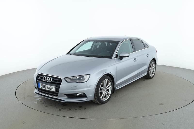 Silver Begagnad 2015 Audi A3 Sedan | 141 000 kr (Bra pris) - Bild 1/4