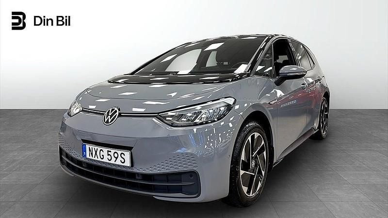Moonstone grey Begagnad 2023 VW ID.3 Pro Halvkombi | 279 800 kr (Marknadspris) - Bild 1/4