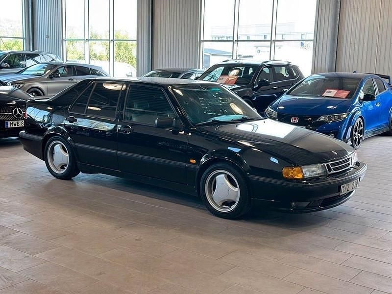 Begagnad Saab 9000 Aero 224 HK (164 kW) 1996 Svart Sedan