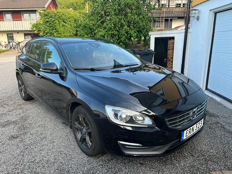 Begagnad Volvo V60 115 HK (84 kW) 2015 Kombi