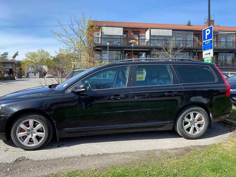 Begagnad Volvo V70 Kinetic 214 HK (157 kW) 2013 Svart Kombi