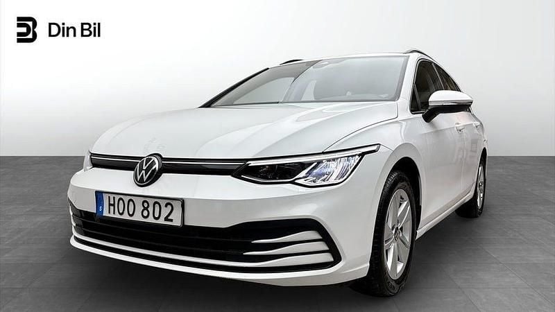 Begagnad VW Golf VIII 131 HK (96 kW) 2023 Vit Kombi