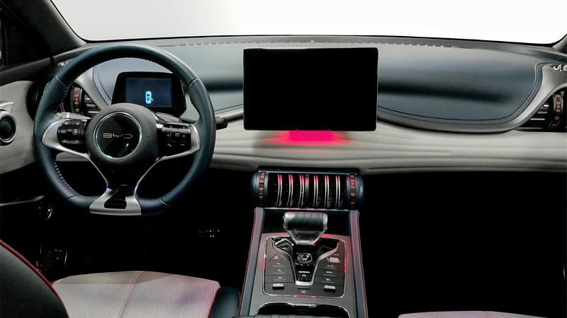 Begagnad BYD Atto 3 Comfort 150 kW (204 HK) 2023 Grön SUV