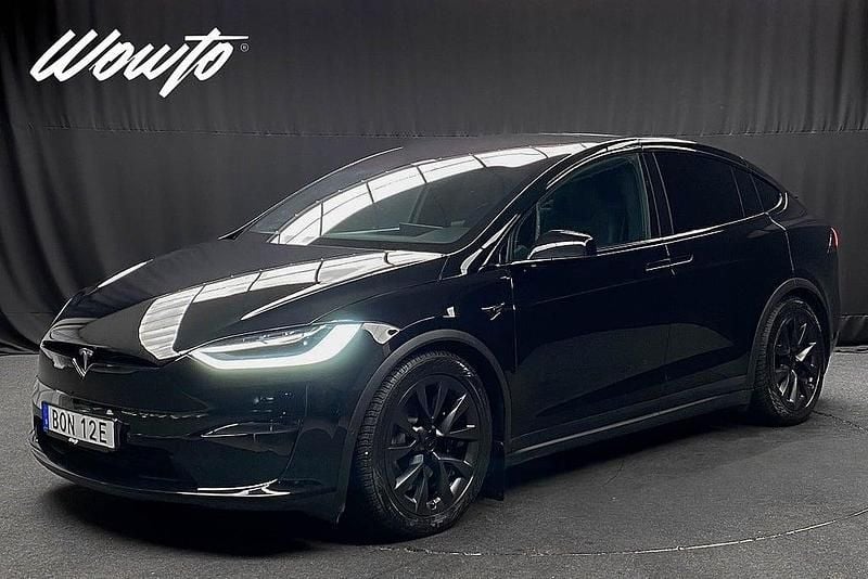 Svart Begagnad 2022 Tesla Model X Plaid SUV | 799 800 kr (Marknadspris) - Bild 1/3