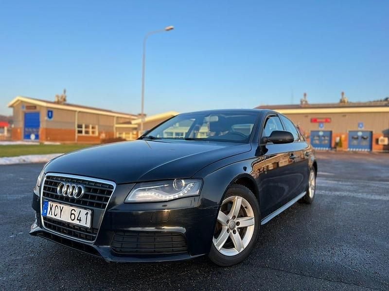 Begagnad 2010 Audi A4 Sedan | 58 000 kr (Bra pris) - Bild 1/4