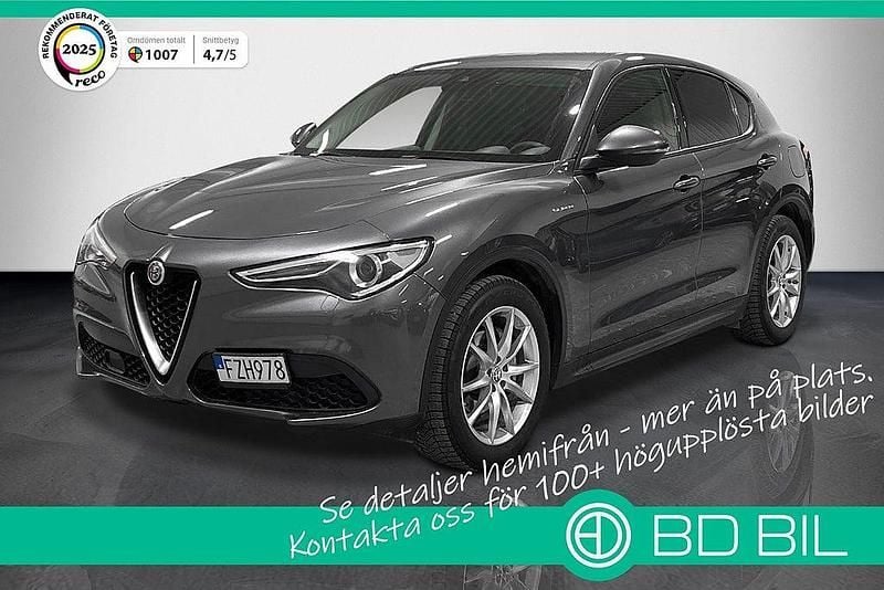 Gråmetallic Begagnad 2021 Alfa Romeo Stelvio SUV | 269 900 kr - Bild 1/3