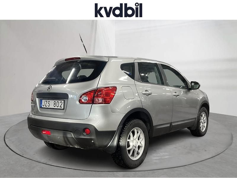 Begagnad Nissan Qashqai 2009 Silver SUV
