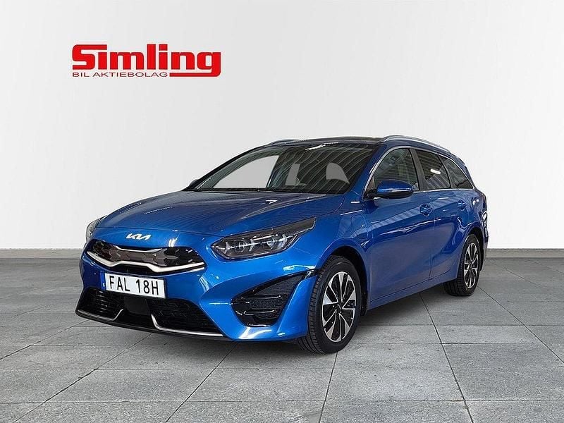Blå Begagnad 2022 Kia Ceed Sportswagon Advance Kombi | 269 900 kr (Lite dyr) - Bild 1/4