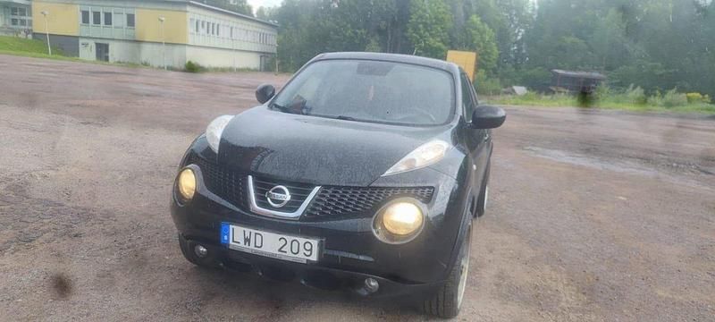 Svart Begagnad 2011 Nissan Juke SUV | 57 999 kr (Dyr) - Bild 1/4