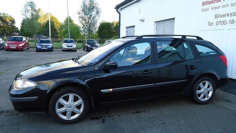 Begagnad Renault Laguna II Expression 170 HK (125 kW) 2006 Svart Kombi