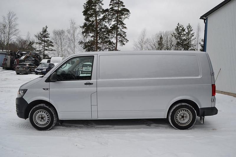 Begagnad VW T6 102 HK (75 kW) 2018 Silver Van