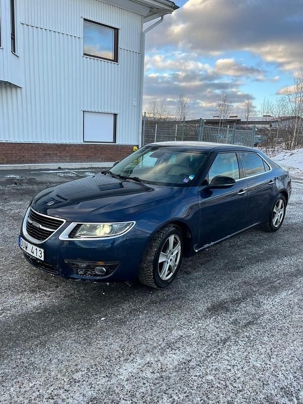 Begagnad 2010 Saab 9-5 | 85 000 kr (Marknadspris) - Bild 1/4